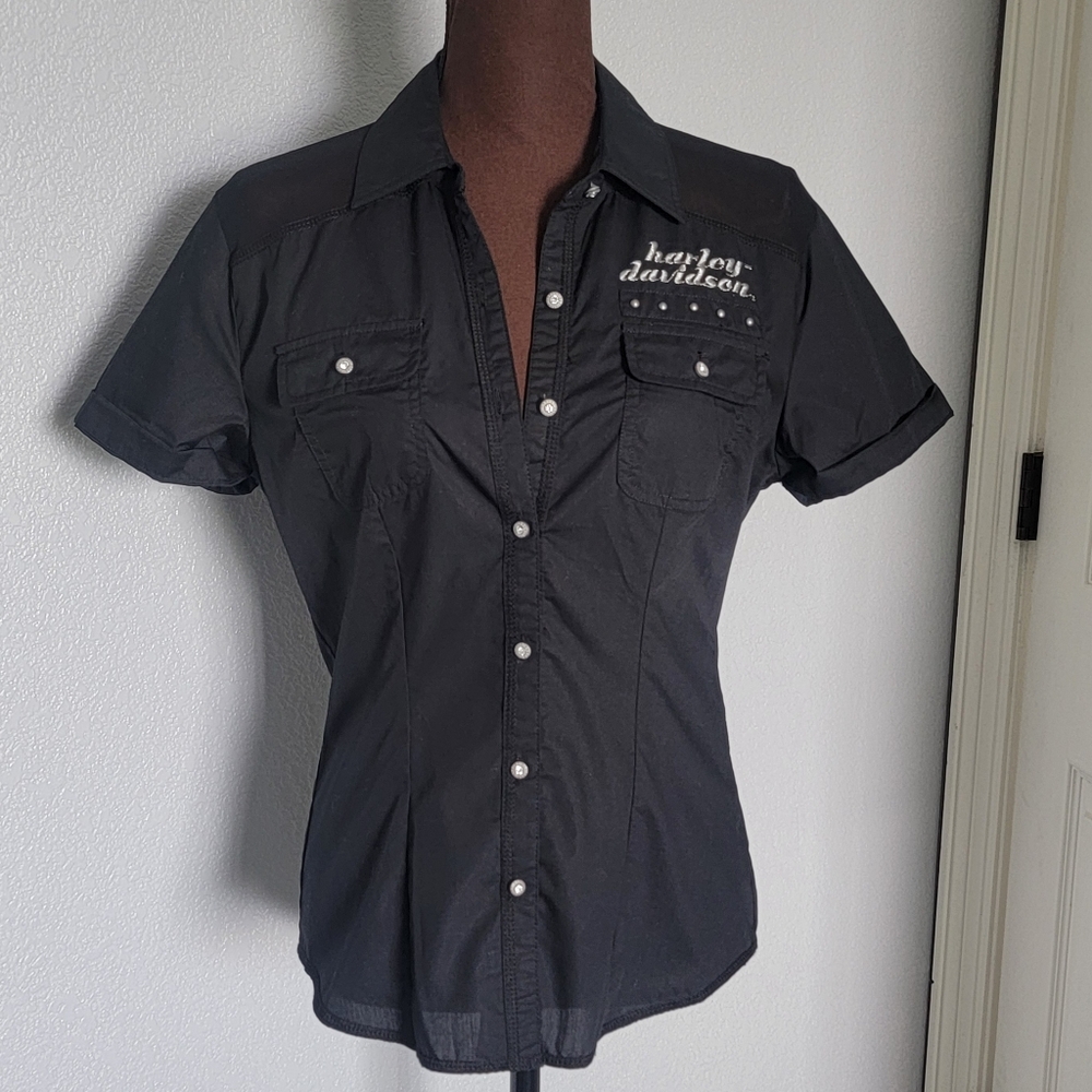 EUC! HD Button Blouse with Rhinestone Buttons